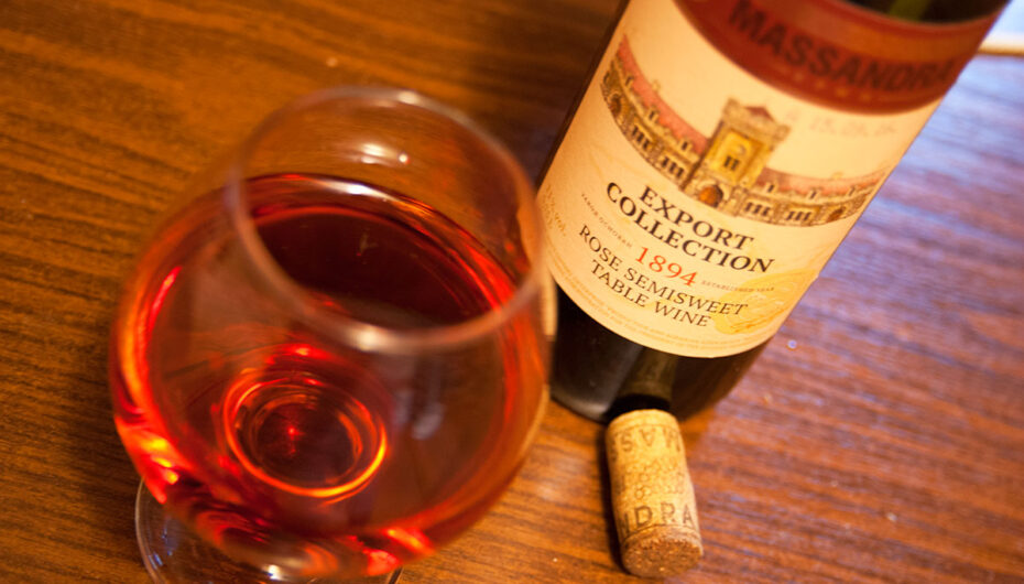 Столовое полусладкое розовое вино «Экспорт коллекшн» от Массандры 🍷 Не пошло